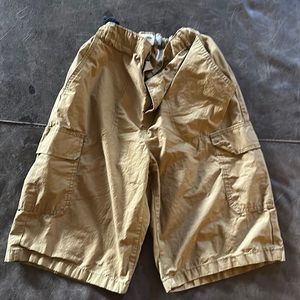 Old Navy rip-stop cargo style youth shorts